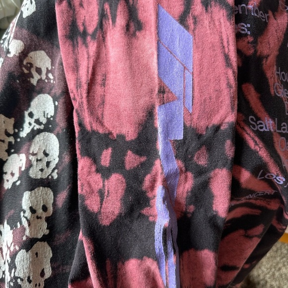 Post Malone Hollywood is Bleeding Tour Long Sleeve - Picture 4 of 5